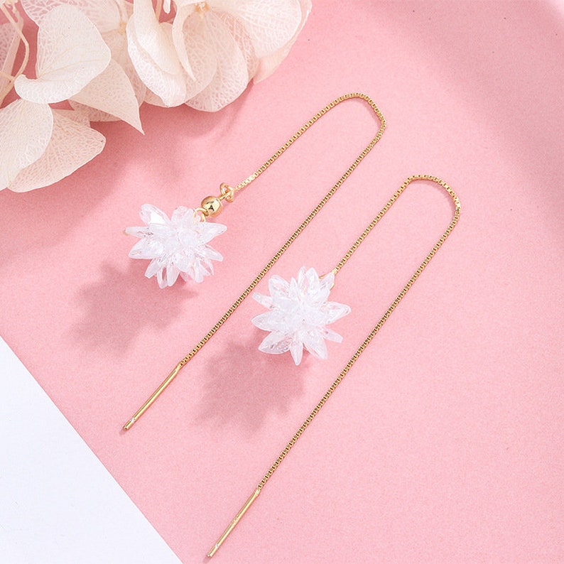White Flower Threader Earrings Dainty Jewelry Cute Earrings Etsy