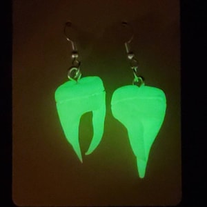 Glow in the dark anatomical teeth earrings (clip ons available)