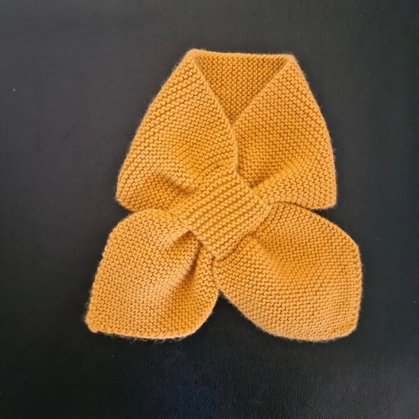 Écharpe feuille tricot enfant du 1 mois au 4 ans