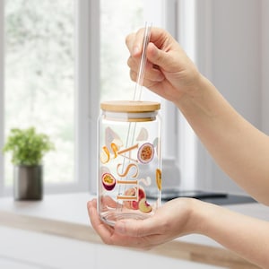 パーソナライズされた蓋付きドリンクグラス、スムージーグラス、親友へのギフト、カクテルグラス、竹蓋付きグラス、パーソナライズされたギフト
