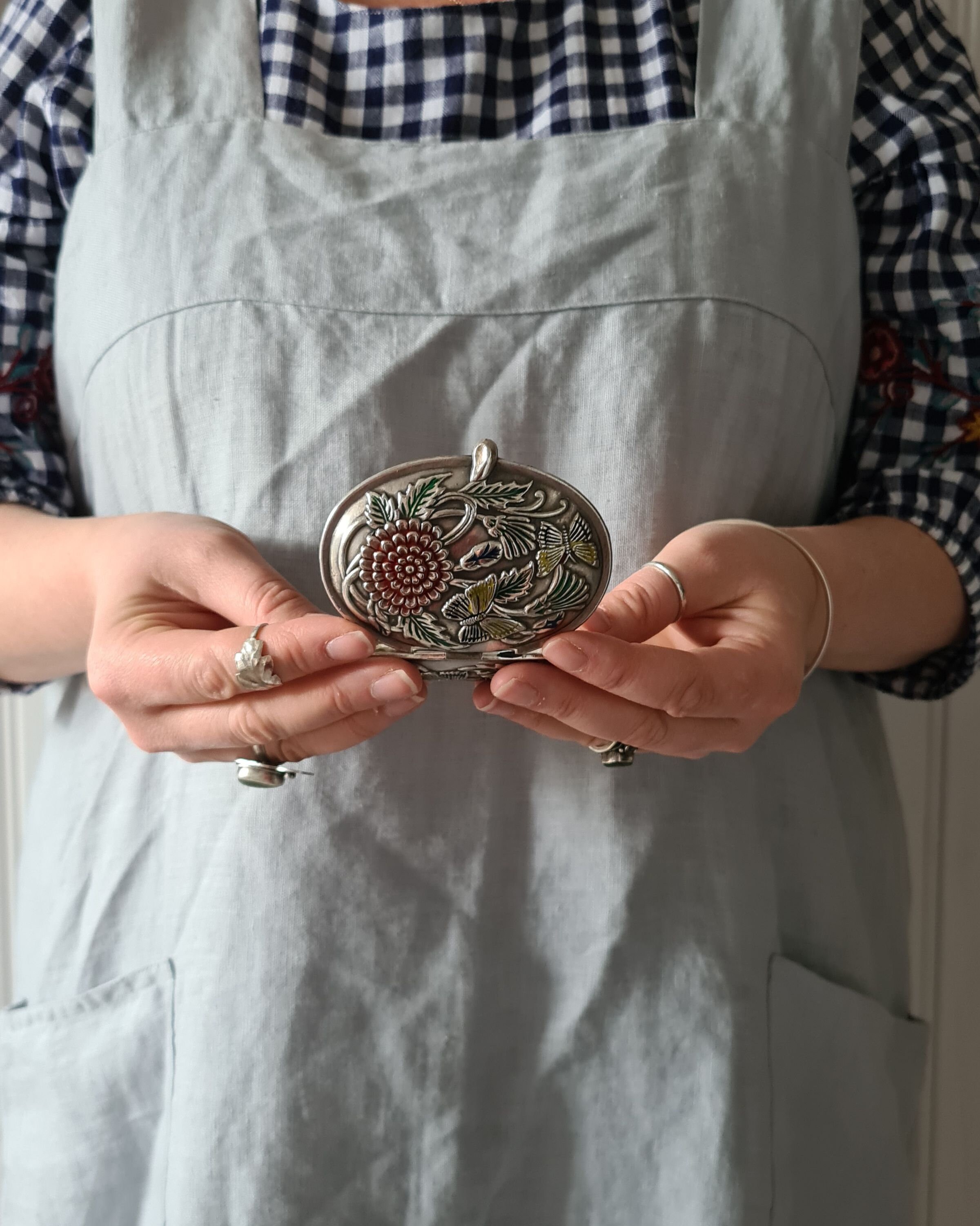 Stunning vintage pewter oval compact mirror / Butterfly and Etsy
