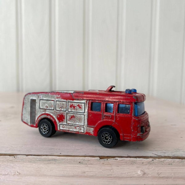 Vintage ERF Firetender Fire engine / Made in Great Britain / vintage diecast car / vintage red fire engine