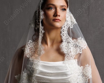 Beaded Lace Mantilla Cathedral Wedding Veil: Spanish Lace Trim