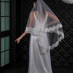 Two layers wedding veil Lace trim bridal veil 2 tires Fingertips double tiers Veil With blusher Long bridal veil 2 layered image 4