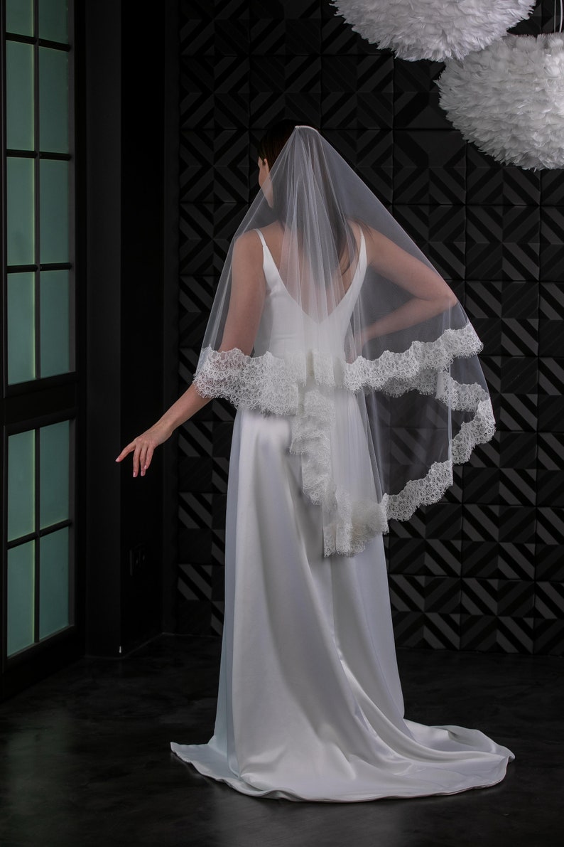 Two layers wedding veil Lace trim bridal veil 2 tires Fingertips double tiers Veil With blusher Long bridal veil 2 layered image 4