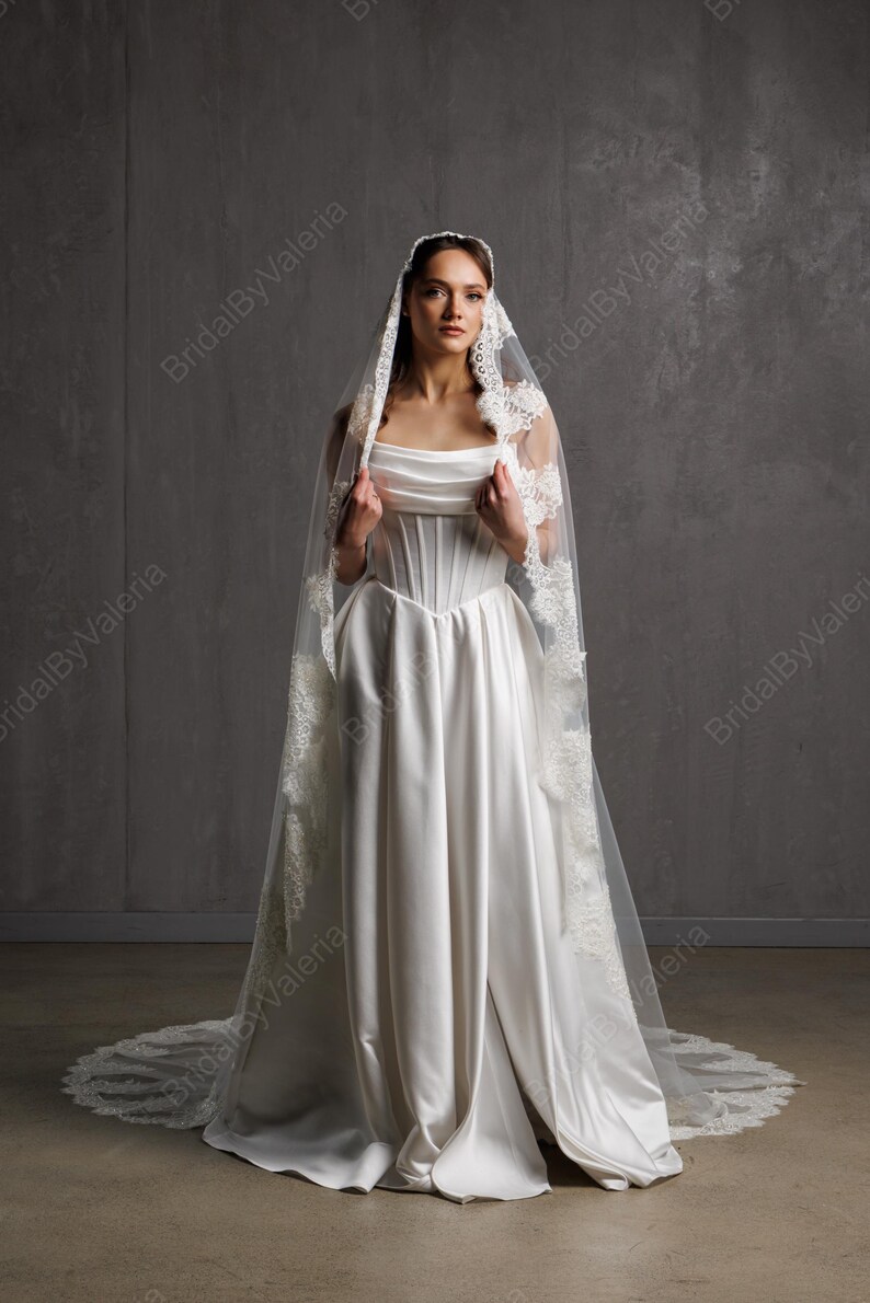 Beaded Lace Mantilla Cathedral Wedding Veil: Spanish Lace Trim image 10