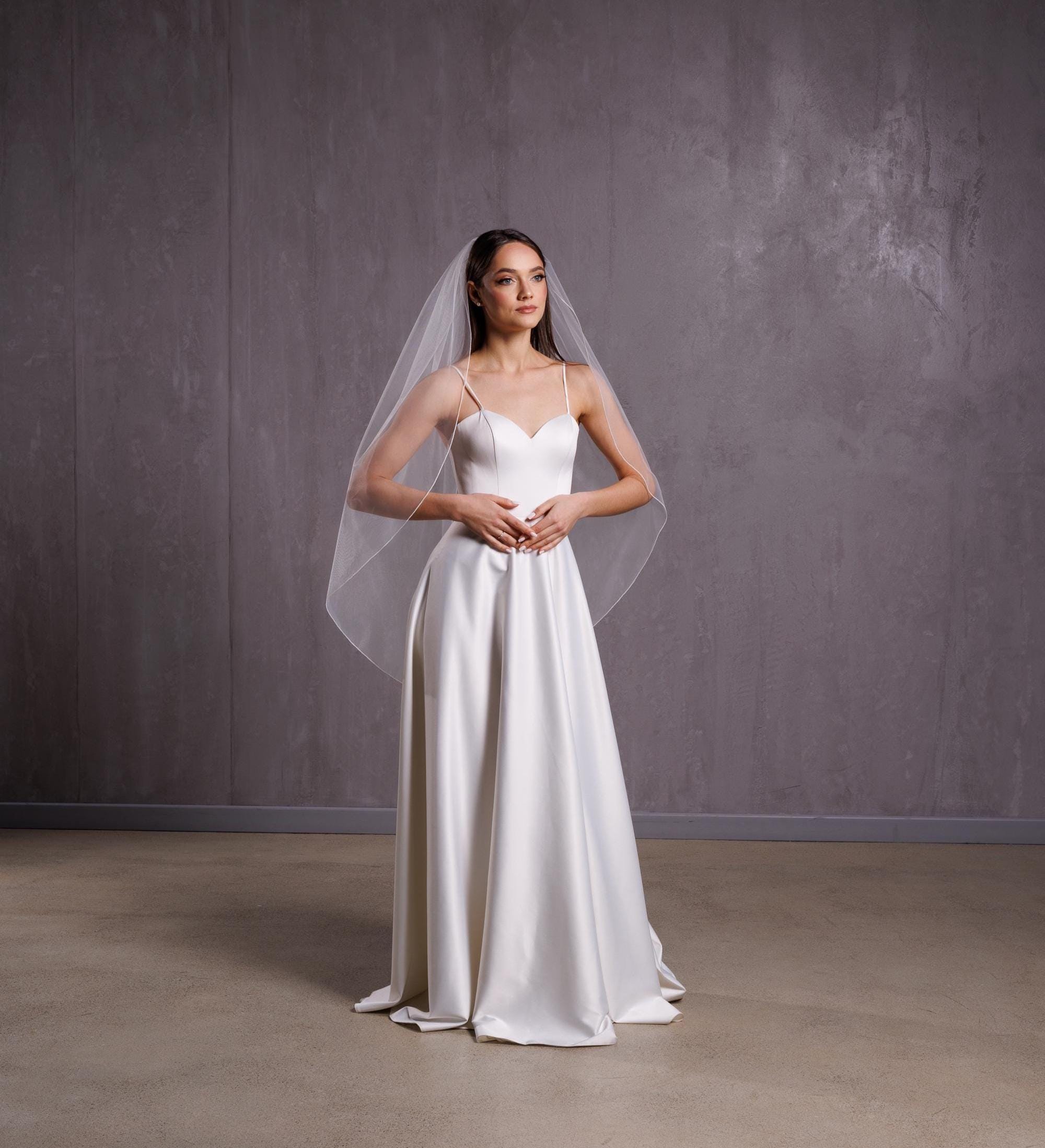 Your Dream Dress S42VL Diamond White Fingertip Length Pencil Edge Bridal Veil Ivory/White, Tulle, One-tier Fingertip Length Bridal Veil 42  main image 2