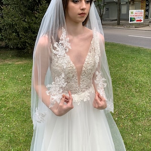 Wedding fingertip veil Lace wedding veil Lace trim bridal veil Modern Veil Ivory Wedding Veil Single Tier Veil Simple Vei Single layer Veil