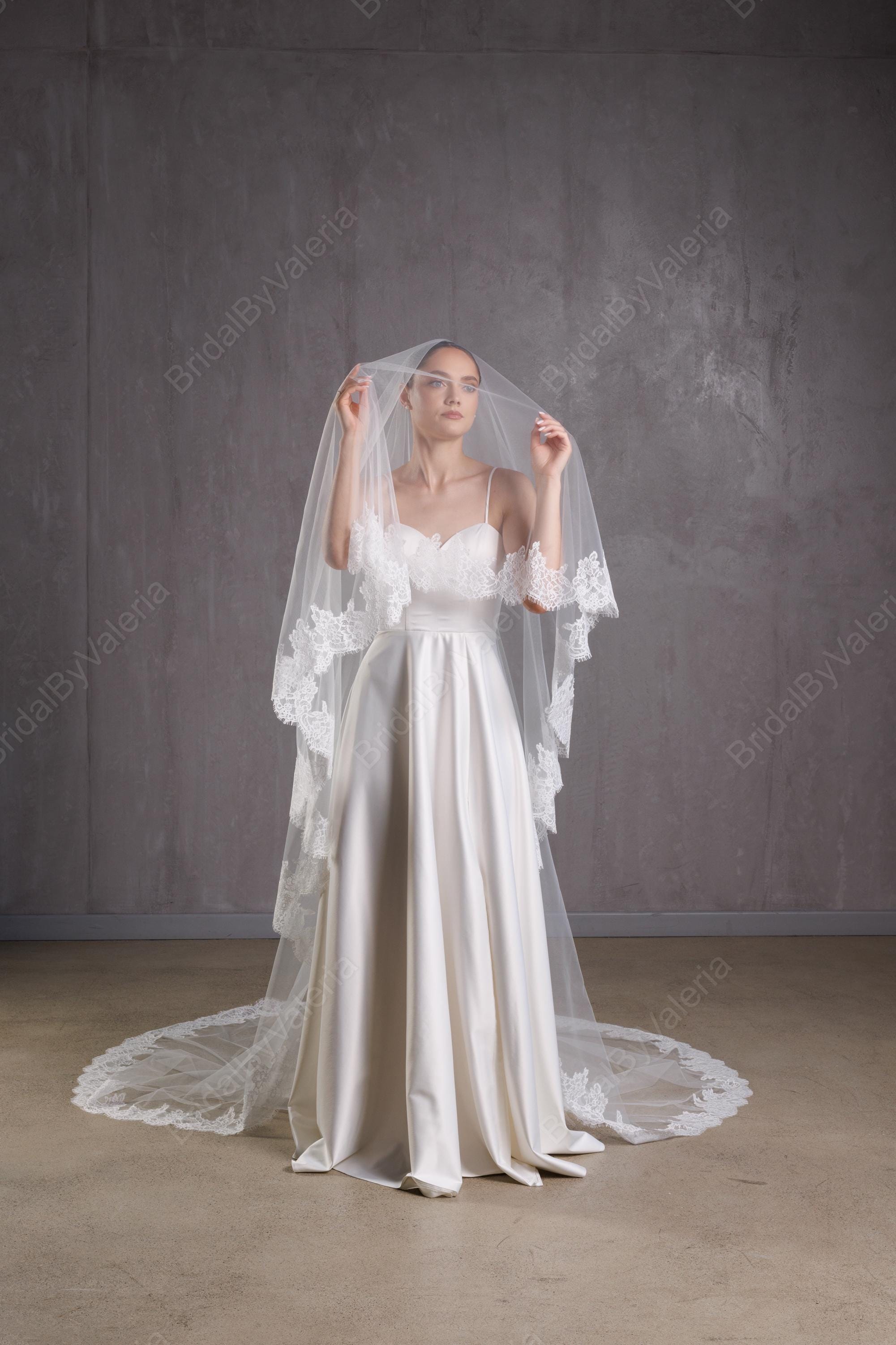 Vintage Womens Wedding Bridal Veil 2 Tiers Lace White Floral Lace Edge Wedding Veil, Vintage Blusher Veil, Ivory  main image 3