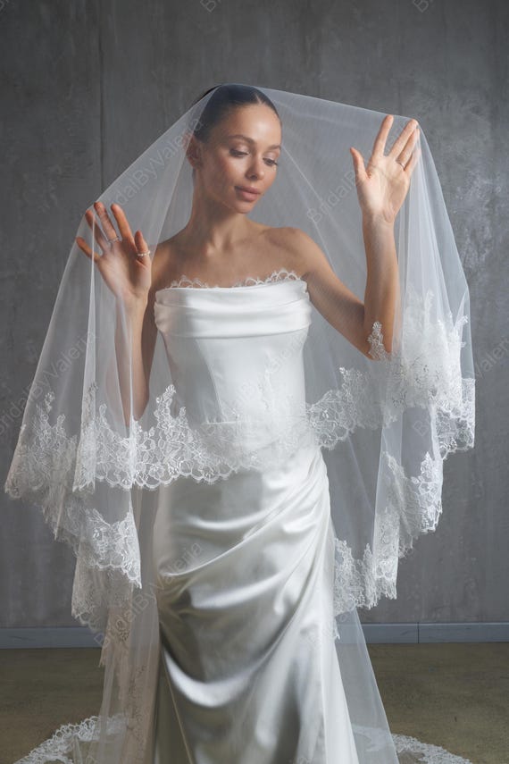 Chantilly Lace Wedding Veil: Cathedral, Two-Layer Ivory Bridal Veil