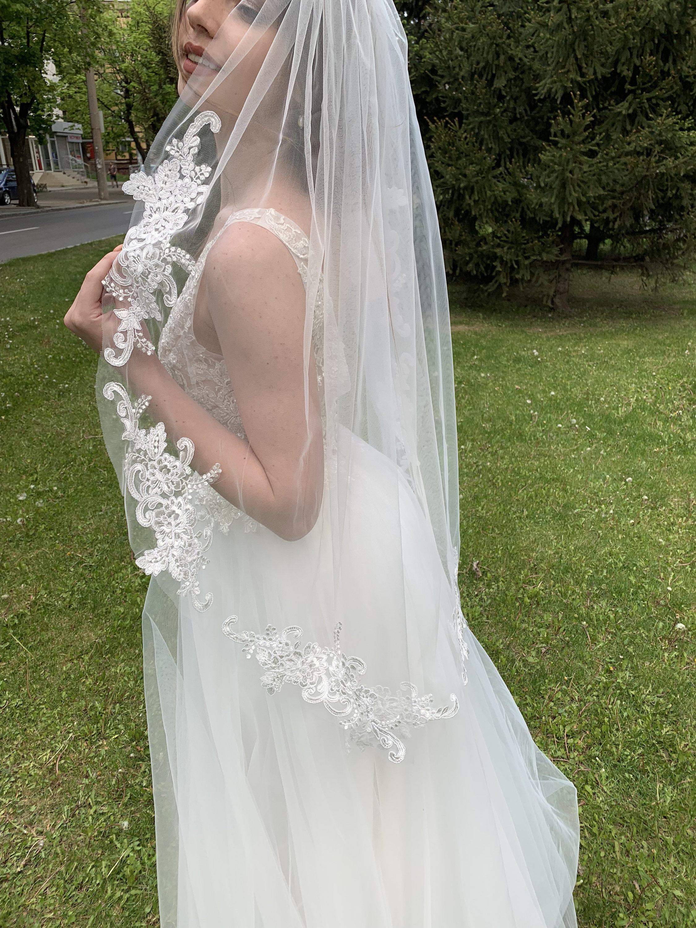 Fingertips Lace Wedding Veil Lace Trim Bridal Veil Modern Etsy