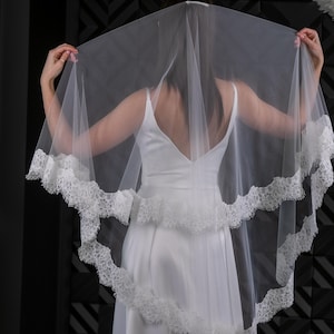 Two layers wedding veil Lace trim bridal veil 2 tires Fingertips double tiers Veil With blusher Long bridal veil 2 layered image 3