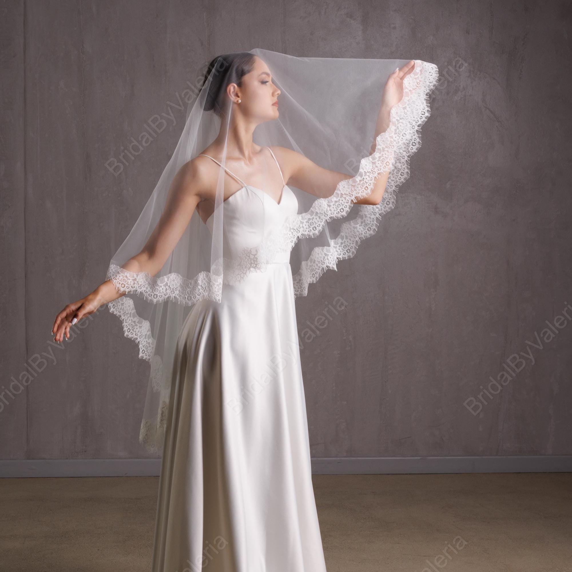 Lace 2 tier wedding veil mid length Perfect Bridal Ivory Two Tier Delicate Lace Edge Cathedral Veil main image 2