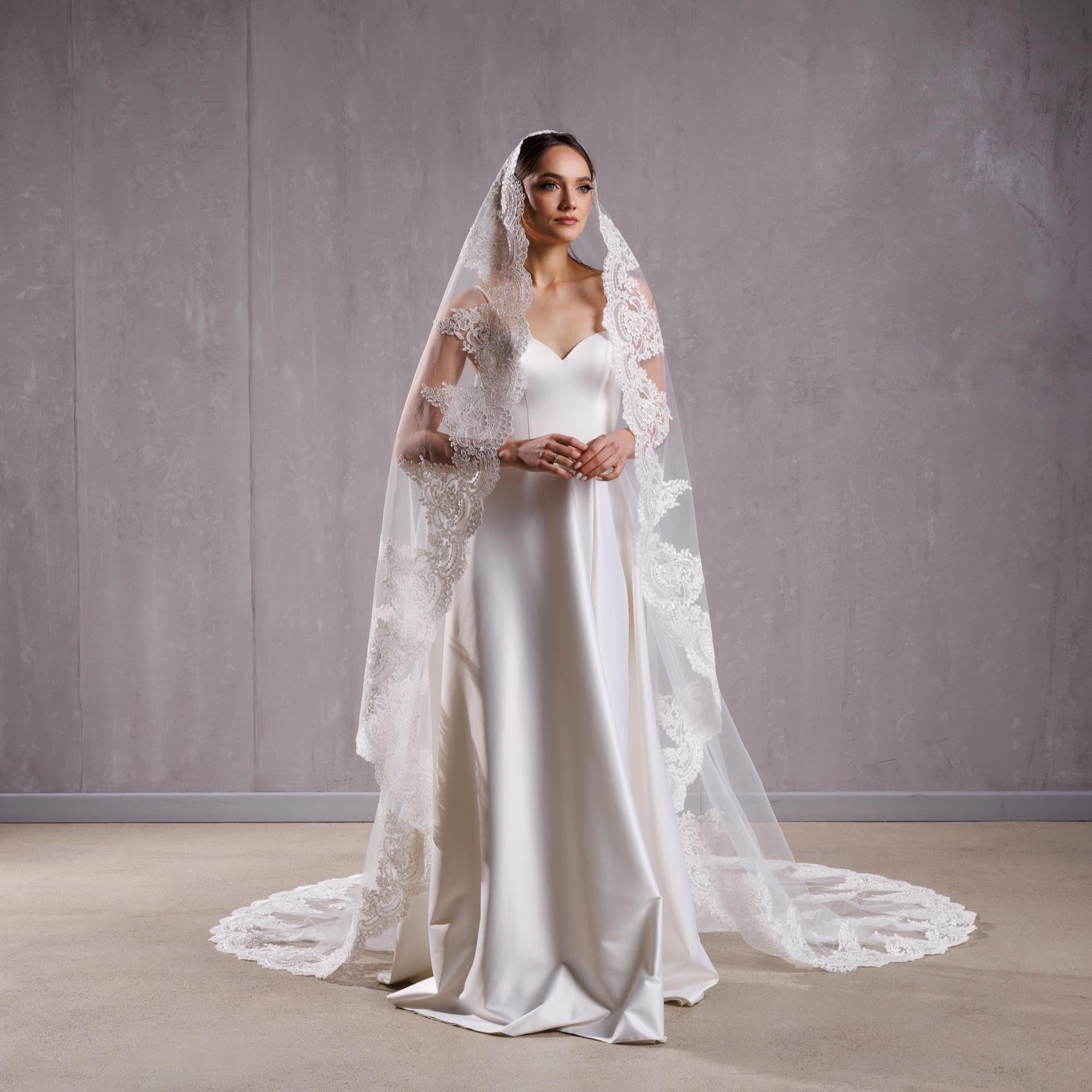Cathedral length Manila lace tipped veil new Romantic Chantilly All Lace Trim Cathedral Length Spanish  main image 2