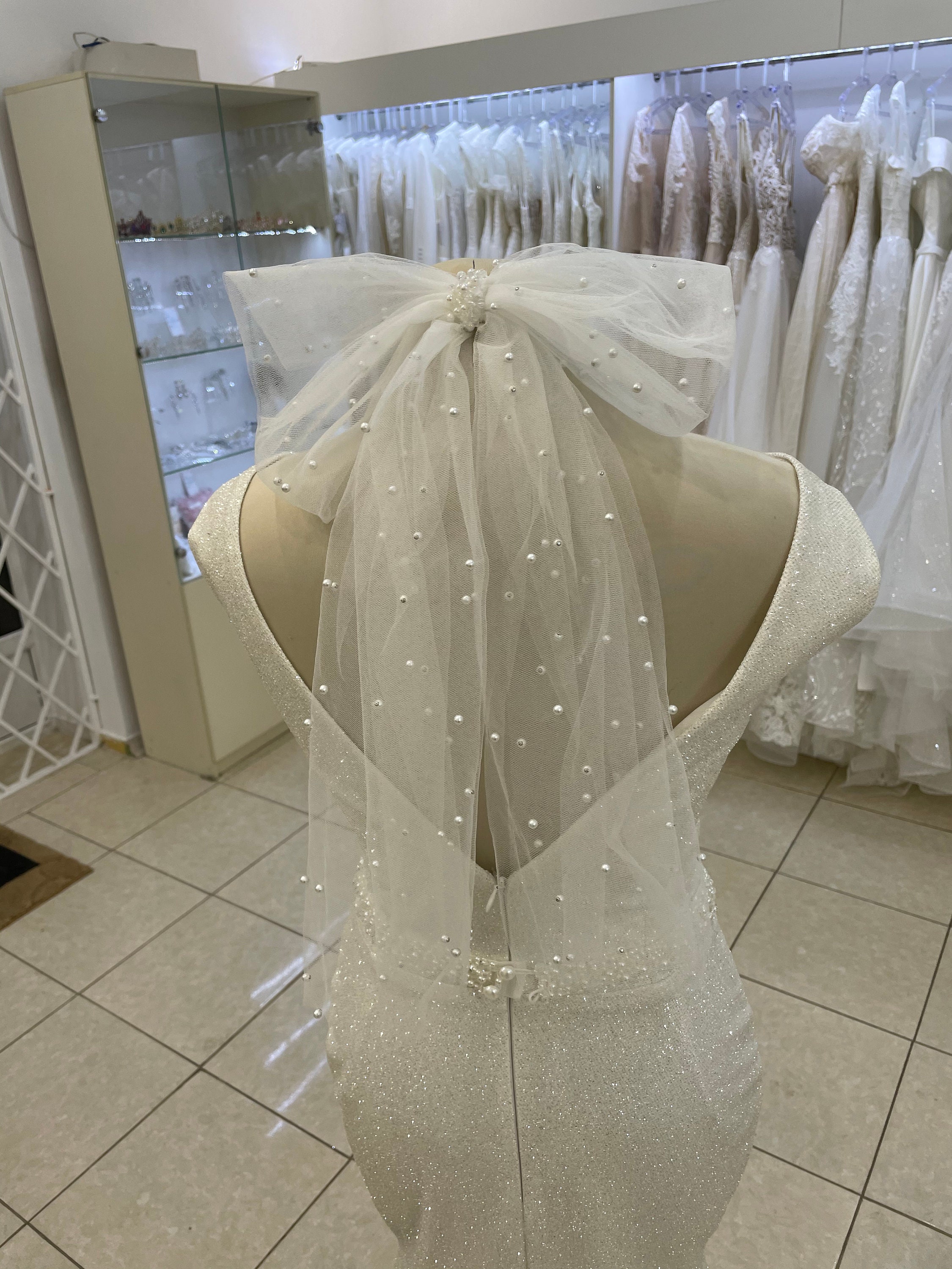 Wedding bow Pearl tulle bow Bridal hair bow Alternative veil Etsy