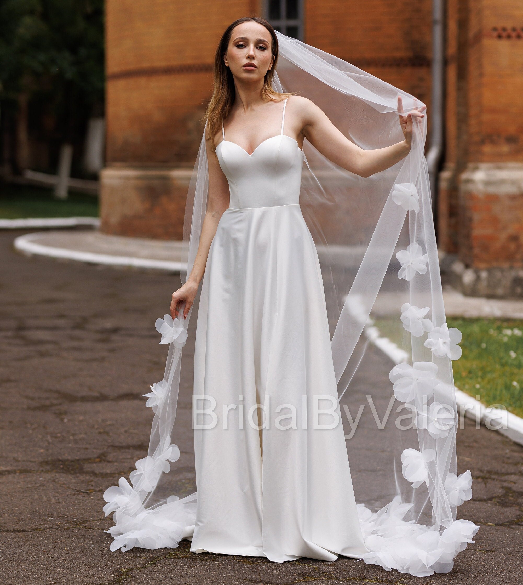 New  never worn White Sheer Cathedral length wedding veil with 3D Floral 3D Floral Wedding Veil: Cathedral Length, Light Ivory Tulle  main image 3