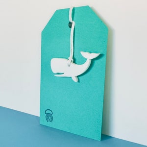 Étiquette cadeau baleine en acrylique, Adorables étiquettes côtières pour sacs de cadeaux de plage, Idéal pour les cadeaux de piscine et les notes personnalisées, Idées d'emballage cadeau festif