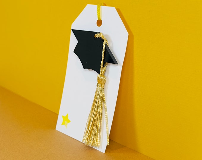 graduation cap gift tag