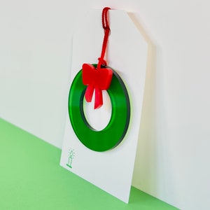 Etiqueta de regalo con forma de corona de acrílico, mensaje festivo encantador para envolver regalos, complemento perfecto para tus regalos y envoltorios navideños.