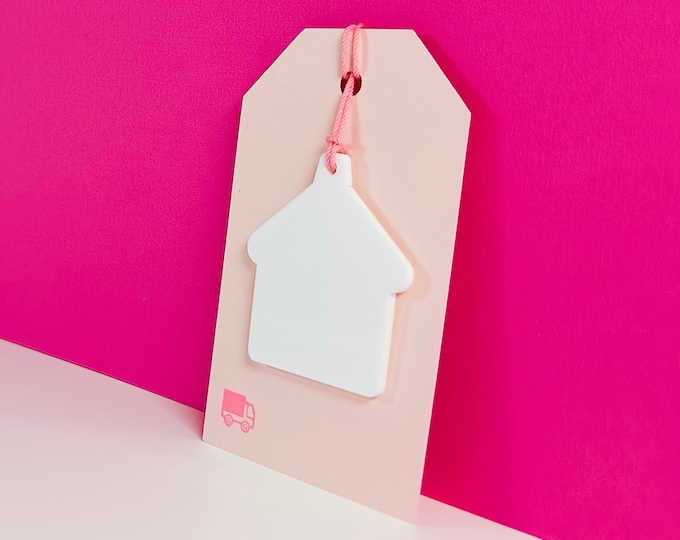 house gift tag