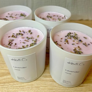 Lavender scented candle, scented candle in a glass with lid, decorative spring candle, lavender scented candle, organic scented candles, Valentine&#39;s Day gift