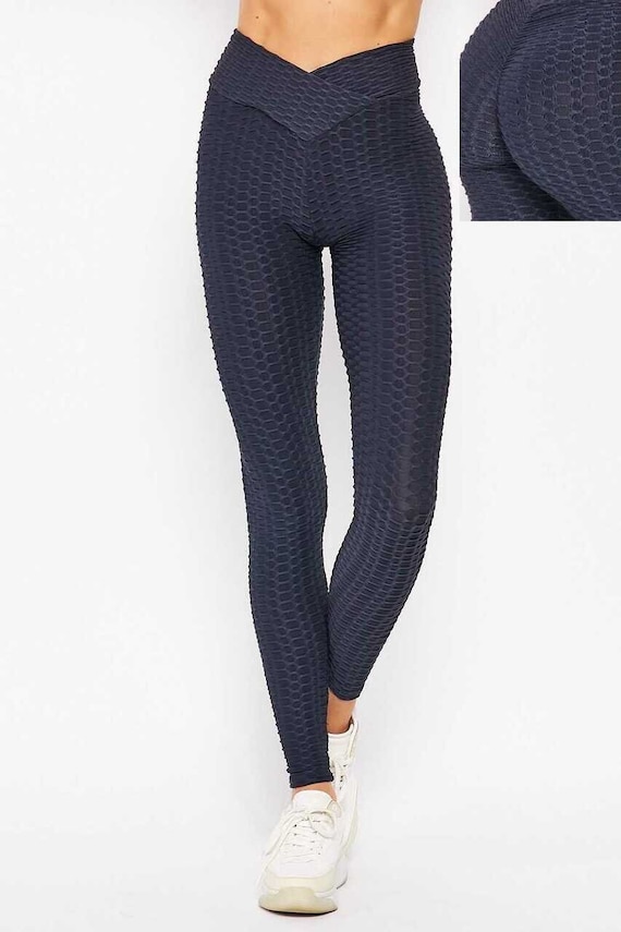 Plus Size Scrunch Butt Textured V-waist High Waisted Leggings