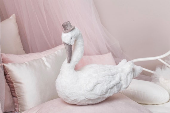 swan decor for nursery