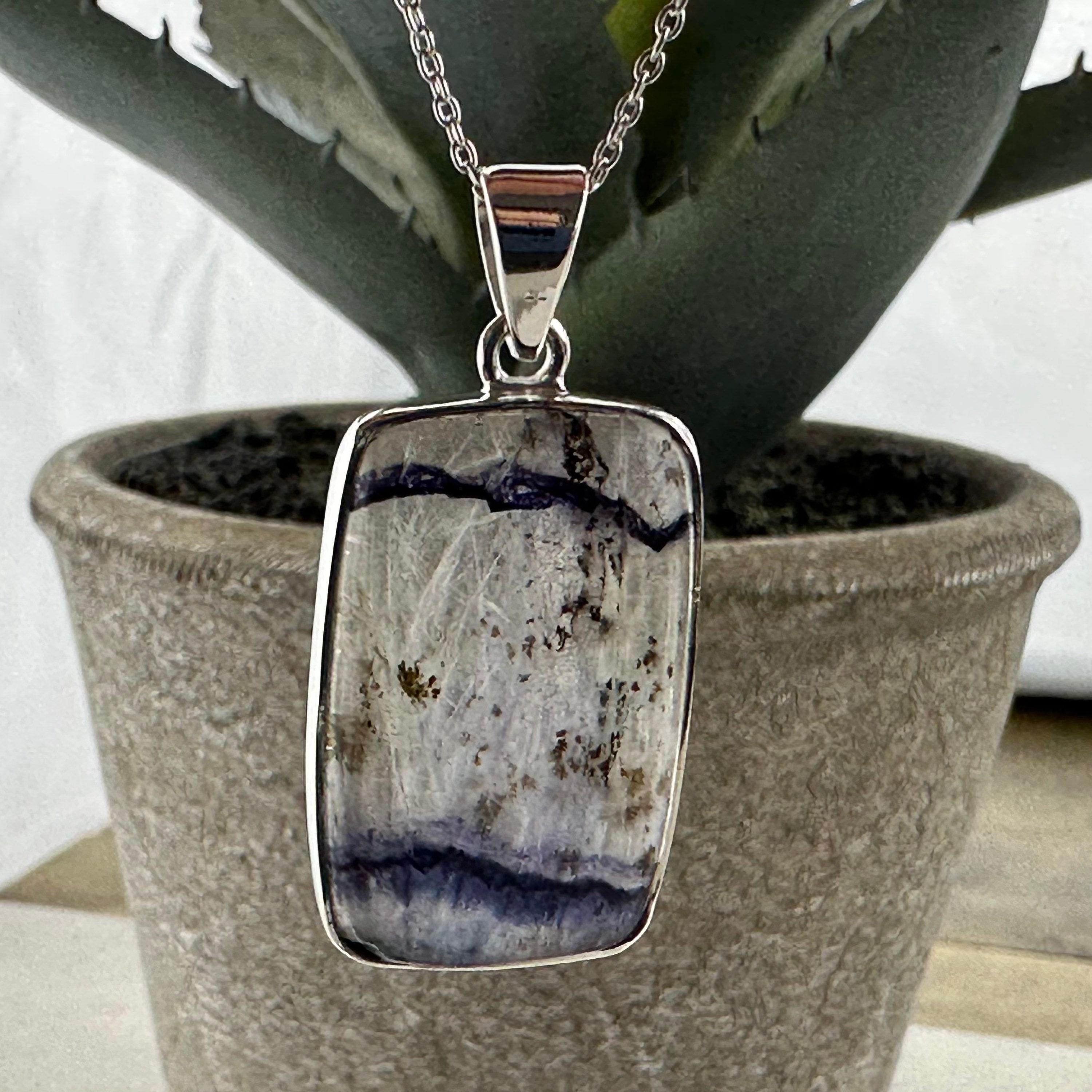 Small Long Blue John Pendant - Handmade silver and gold jewellery I Amulet  Fine Jewellery