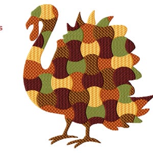 Könnte beinhalten: Ein farbenfrohes Patchwork-Stickmuster einer Pute in Braun-, Orange-, Gelb- und Grüntönen. Dieses Design ist perfekt für die Herstellung festlicher Thanksgiving-Bastelarbeiten.