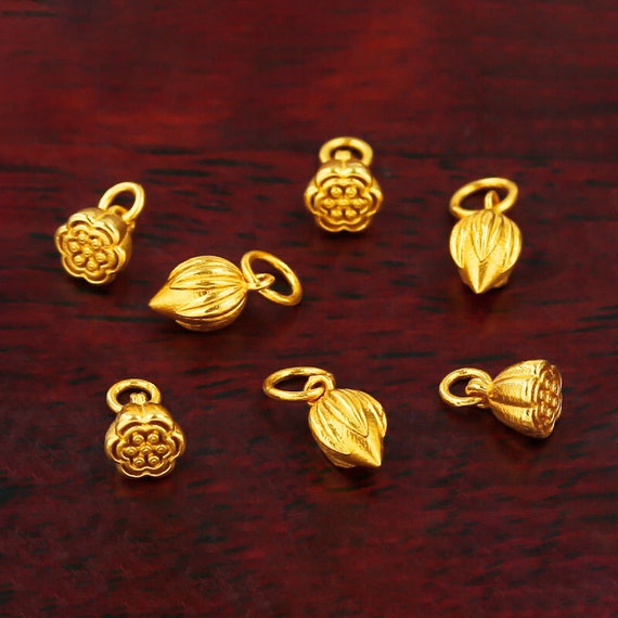 18K Gold Lotus Flower Pendant good Luck Charm 18K Gold Flower Pendant  Charms for Bracelets Jewelry Gift Jewelry Findings 