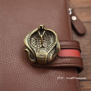 Brass Conchos Screw Back - Leather Crafting Concho - Cobra Snake Concho - Punk Leatherwork - Adornos Artesanales