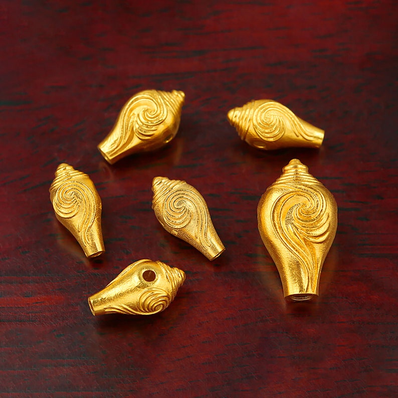 Perles de gourou 3 trous Perle solide en or 18 carats Perle de gourou avec tête de bouddha Perles de conque 12,2 x 6,6 mm Résultats de bricolage image 1