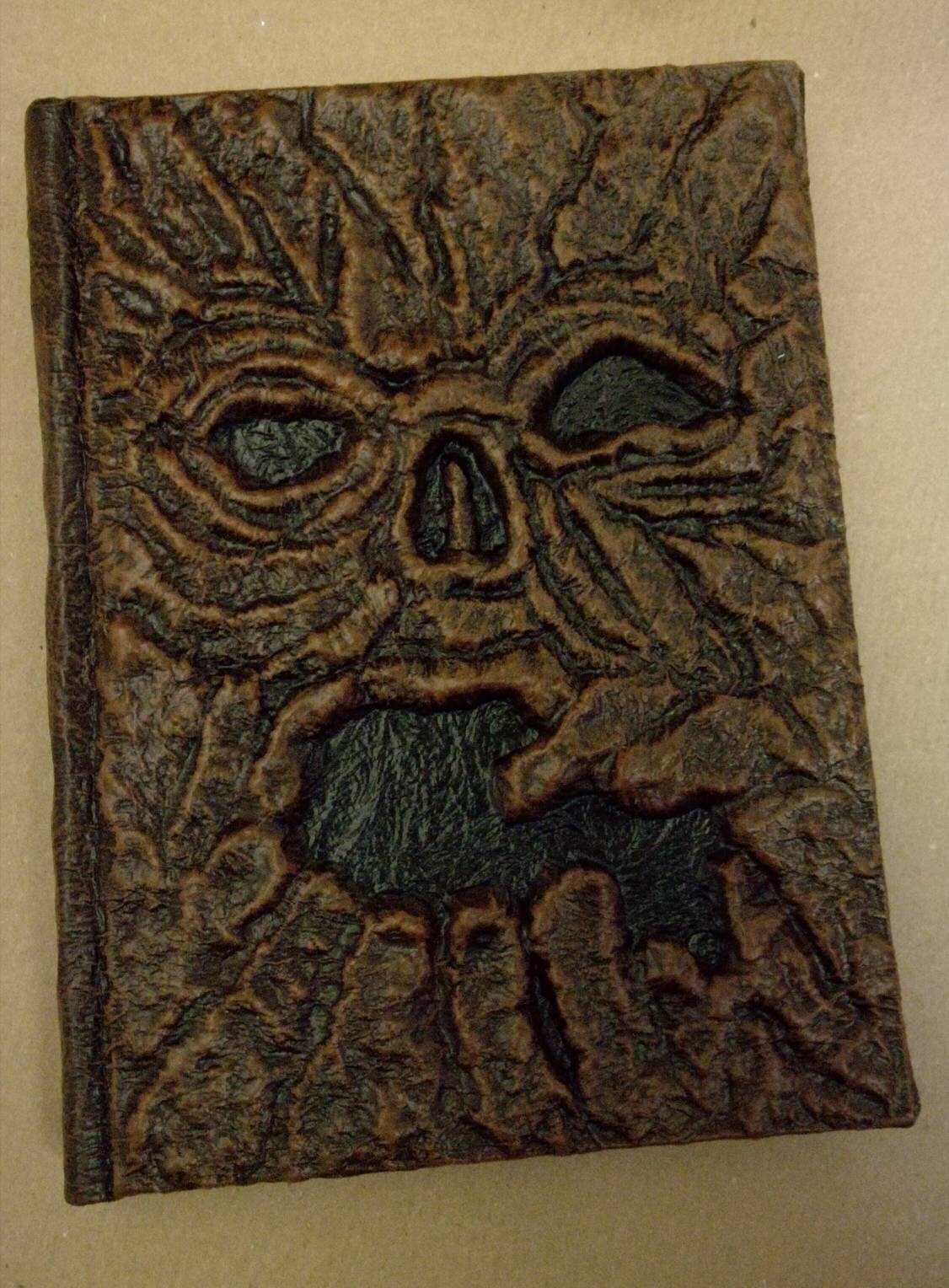 正規盤【NECRONOMICON/APOCALYPSE NIGHTMARE】1991年オリジナル盤/スラッシュ/Thrash The Necronomicon: John Dee\u0027s 1596 Translation of the Dreaded Kitab Al-Azif  or the Book of the Dead: : Obsidian Codex Press: 9798333478665: