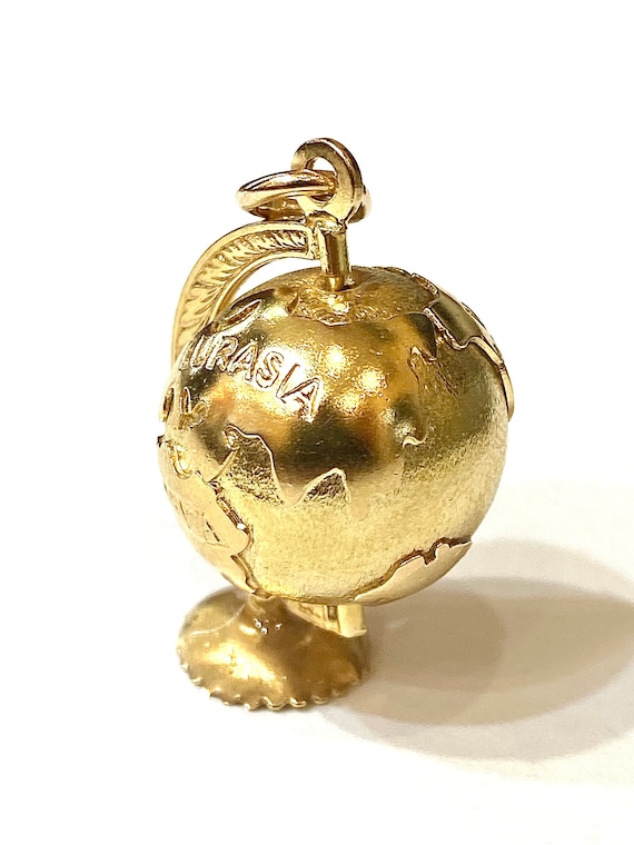 Vintage 14K Yellow Gold Globe Charm