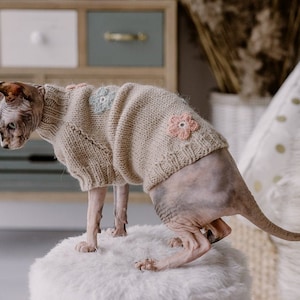 Hand knit sweater for cat Sphynx cat clothes Pet clothing Floral cat wear Devon rex outfit Hairless cat pullover