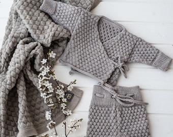 Knit baby clothing set of pants sweater and blanket Coming home outfit Merino wool Knitted newborn gift
