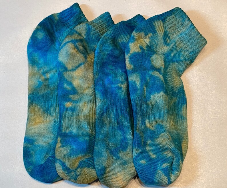 Hand Dyed Tie Dyed Quarter Length Athletic Socks Lilly Pad