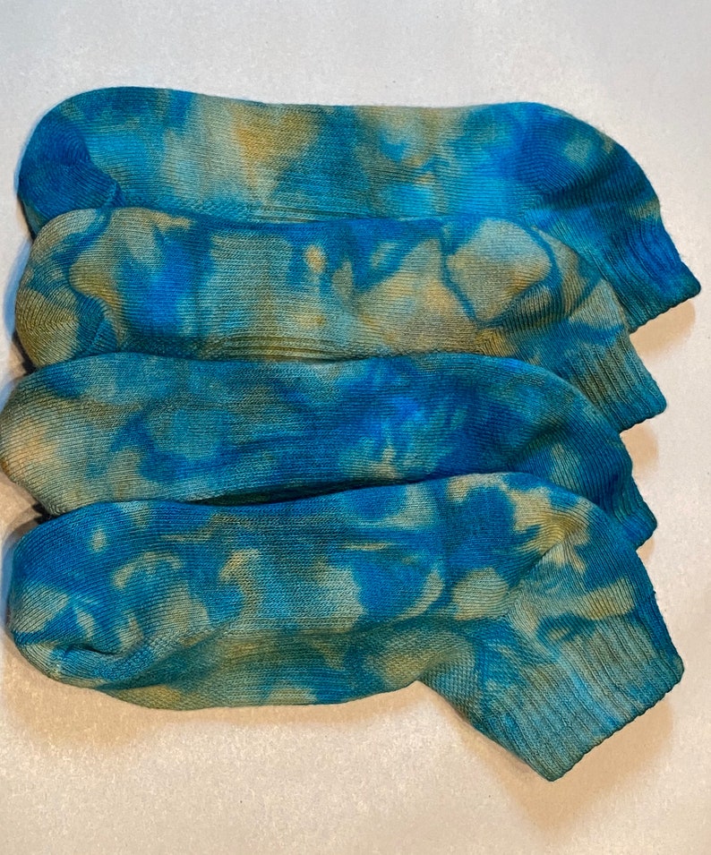 Hand Dyed Tie Dyed Quarter Length Athletic Socks Lilly Pad