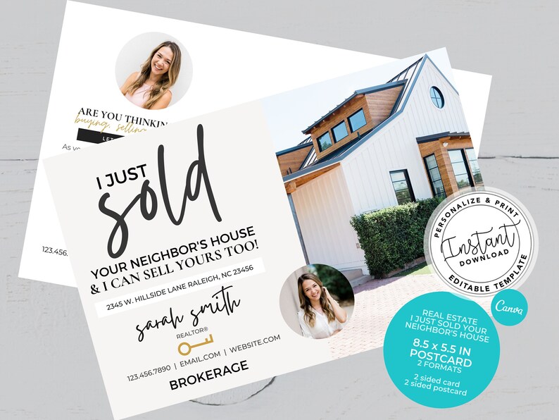 K&ouml;nnte beinhalten: Eine Immobilien-Postkartenvorlage mit einem wei&szlig;en Haus mit braunem Dach und einem Foto eines l&auml;chelnden Immobilienmaklers. Der Text auf der Postkarte lautet "Ich habe gerade das Haus Ihres Nachbarn verkauft und kann auch Ihres verkaufen!" und enth&auml;lt den Namen des Immobilienmaklers, seine Telefonnummer, E-Mail-Adresse und Website. Die Postkarte ist so konzipiert, dass sie personalisiert und gedruckt werden kann.