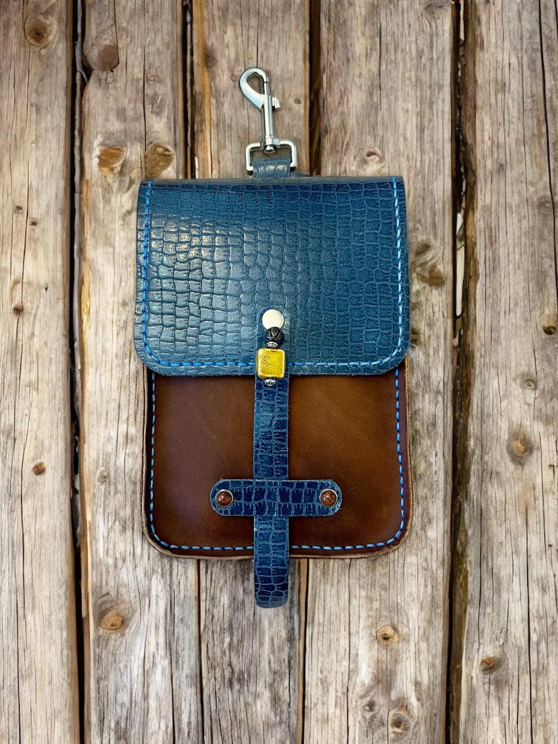 Leather Saddle Bag, Field Trial Bag, Clip Saddle Pouch, Billet Bag, Large