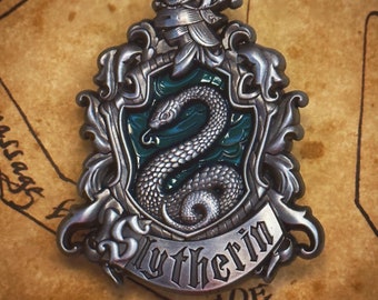 H-P House Slytherin Crest Enamel Pin Witchcraft N Wizardry Brooch