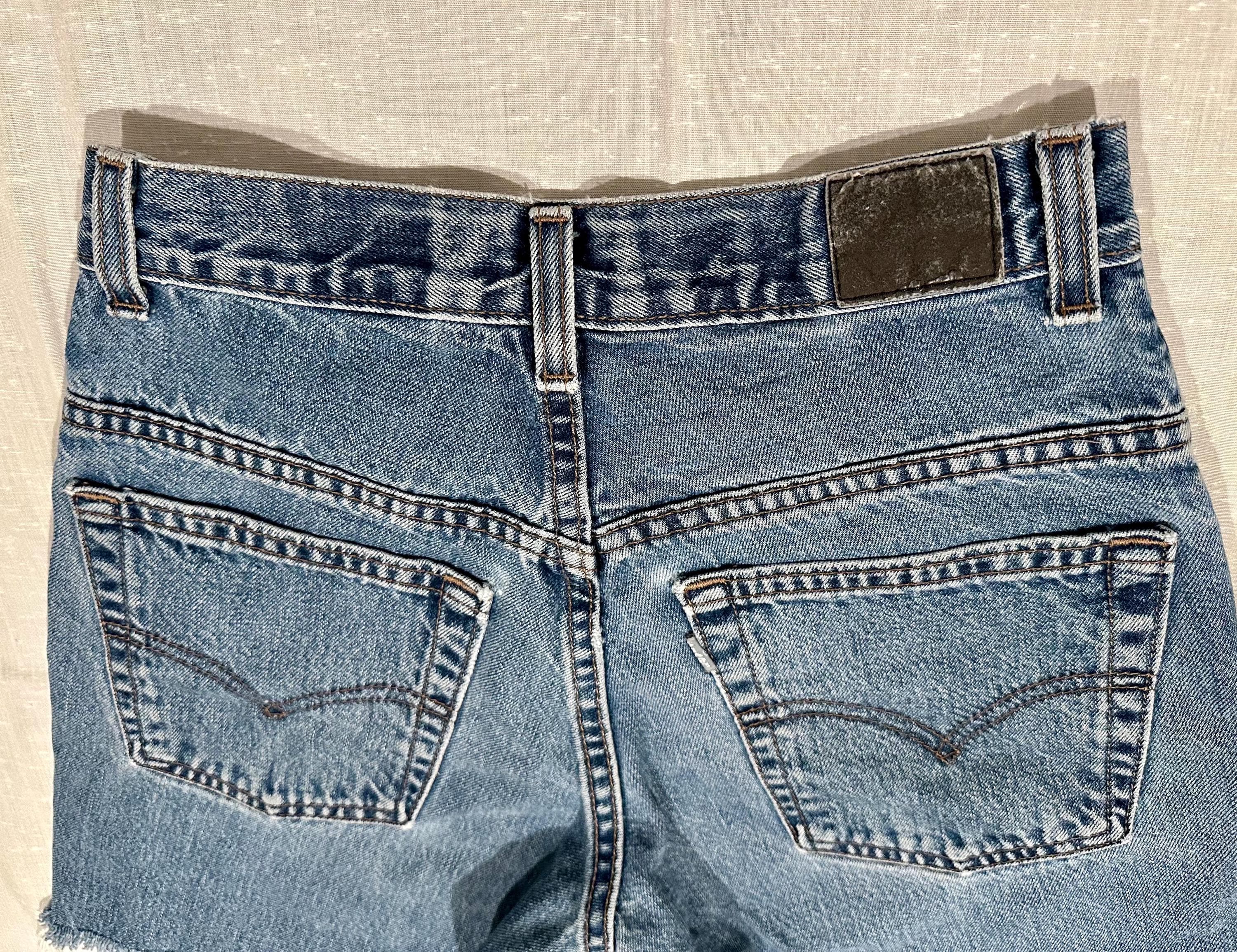 Vintage 90s Levi Baggy Silvertab Cut off Shorts 24” Waist Size 10 