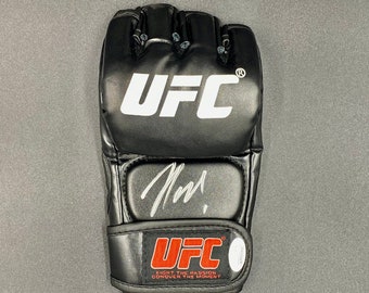 Guanto UFC (JSA) autografato da Nick Diaz