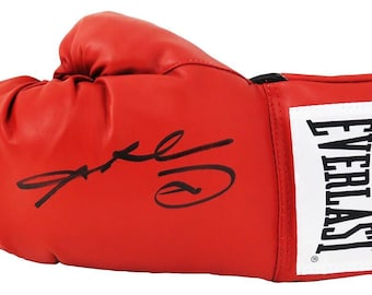 シュガー・レイ・レナード直筆サイン入りレッドボクシンググローブ。額