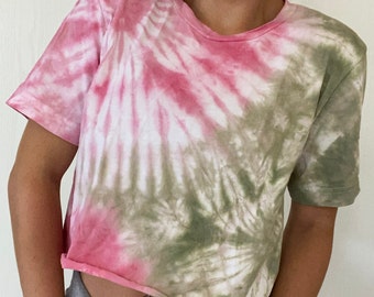 Cropped Tie Dye Shirt / Custom Tie Dye Shirt / Tie-Dye Shirt / Tie Dye Set / Pastel Tie Dye / Tie Dye T-Shirt / Crop Top