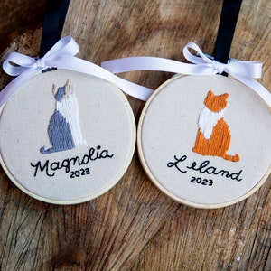 pet silhouette ornament personalized embroidery hoop Christmas ornament pet owner gift for holidays custom dog or cat ornament present Name & Year