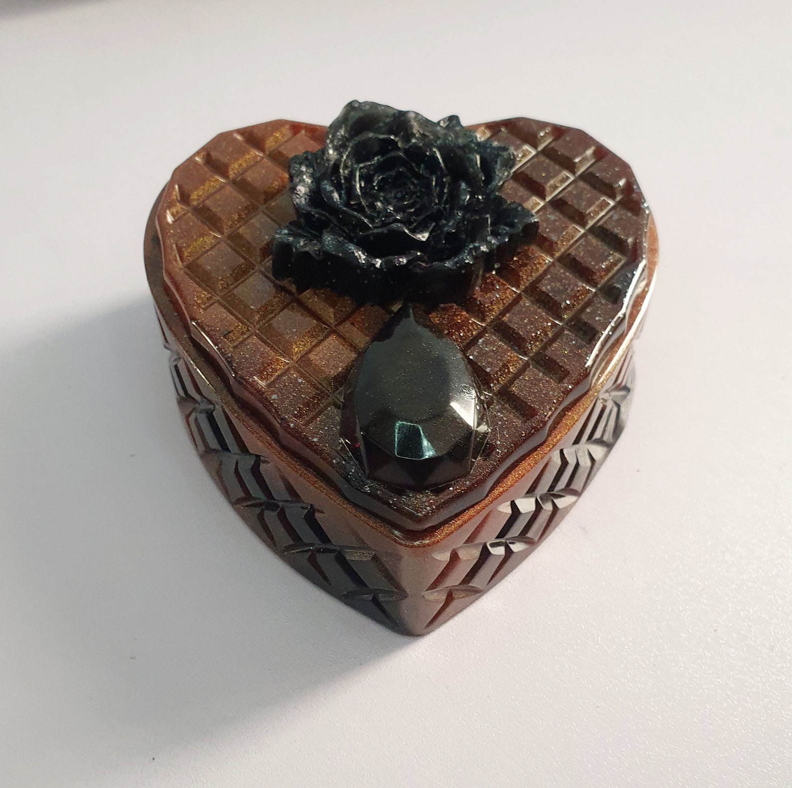 SALE Heart trinket box Delight decorated handmade resin box. Etsy