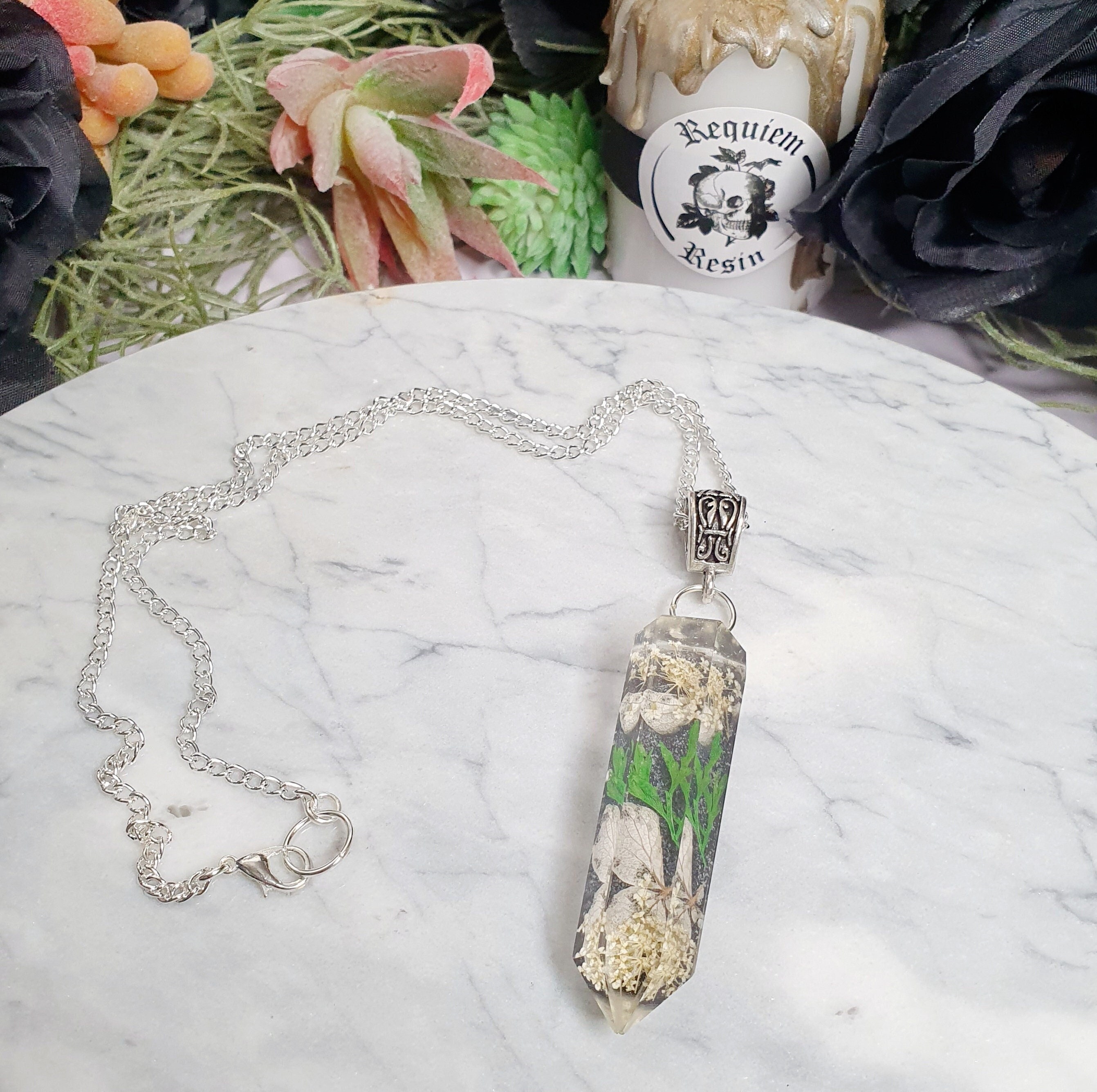 Flower crystal sale necklace