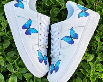 nike shoes with blue butterflies