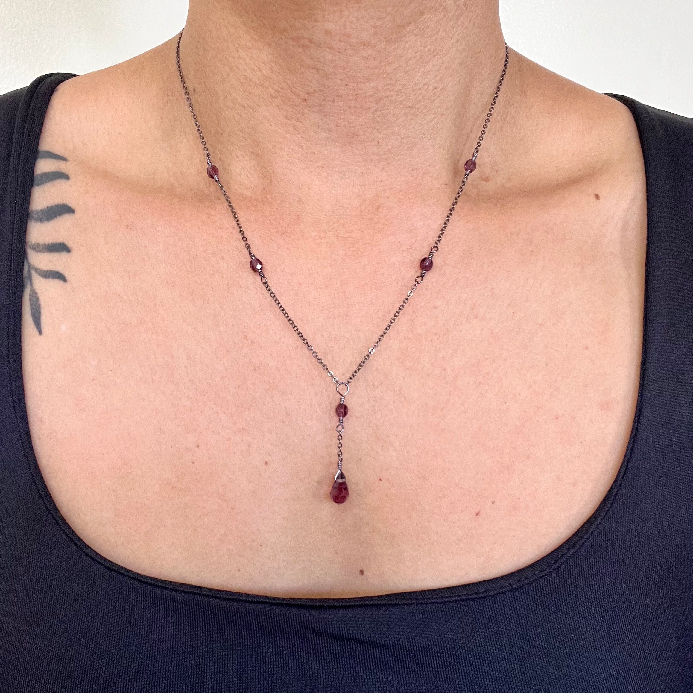 【BLACKPURPLE】☆Marilyn Crystal Layering Pearl Necklac.e Shiny Purple Cocktail Chunky Necklace Pearl Multi Strand